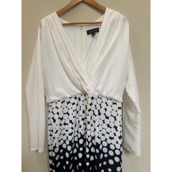 Tadashi Shoji - Elion Degreade Dot Gown Size 12 V Neck Formal Evening Designer - Picture 4 of 7